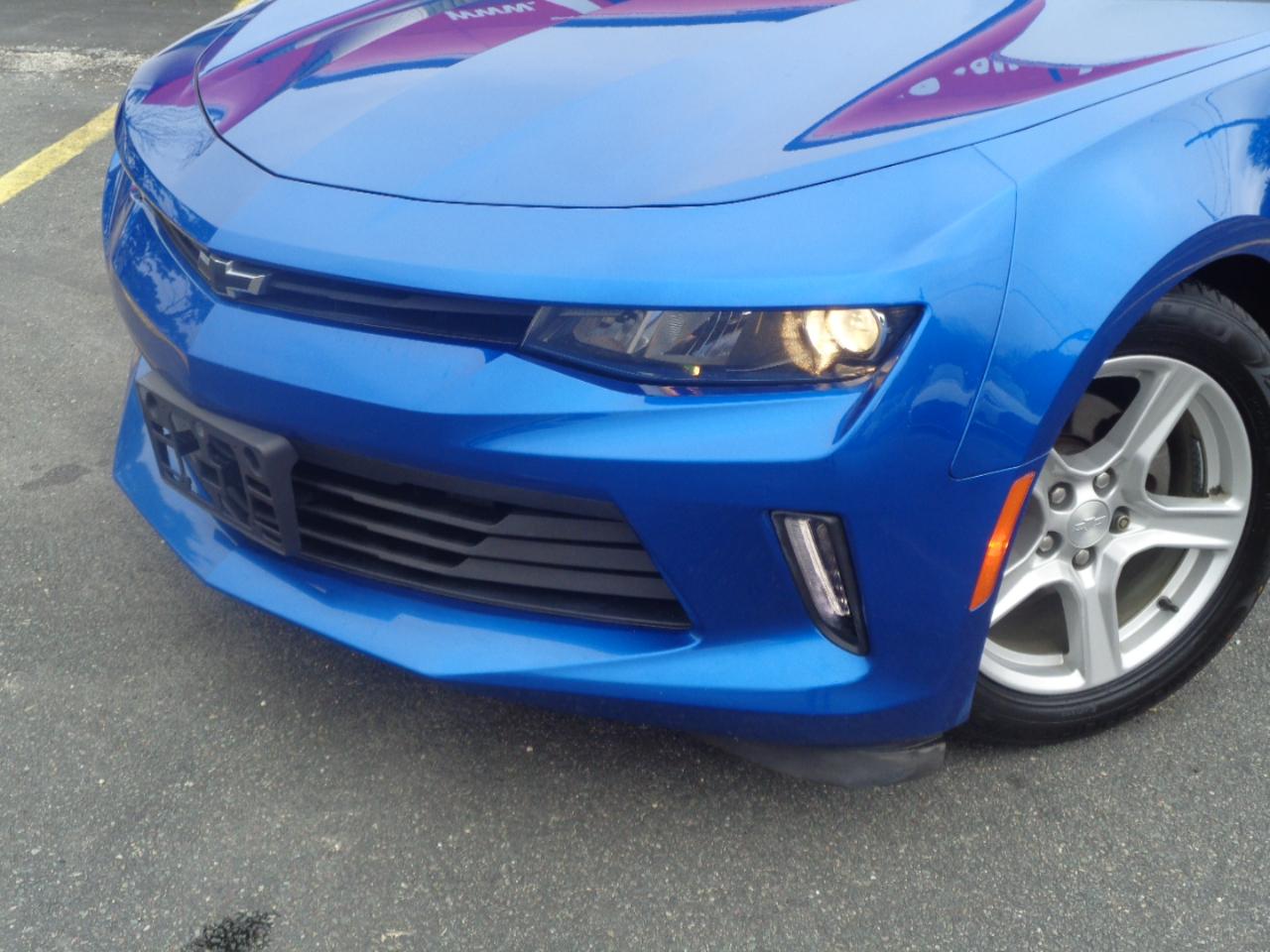 Chevrolet Camaro 2dr Cpe 1LT 2017