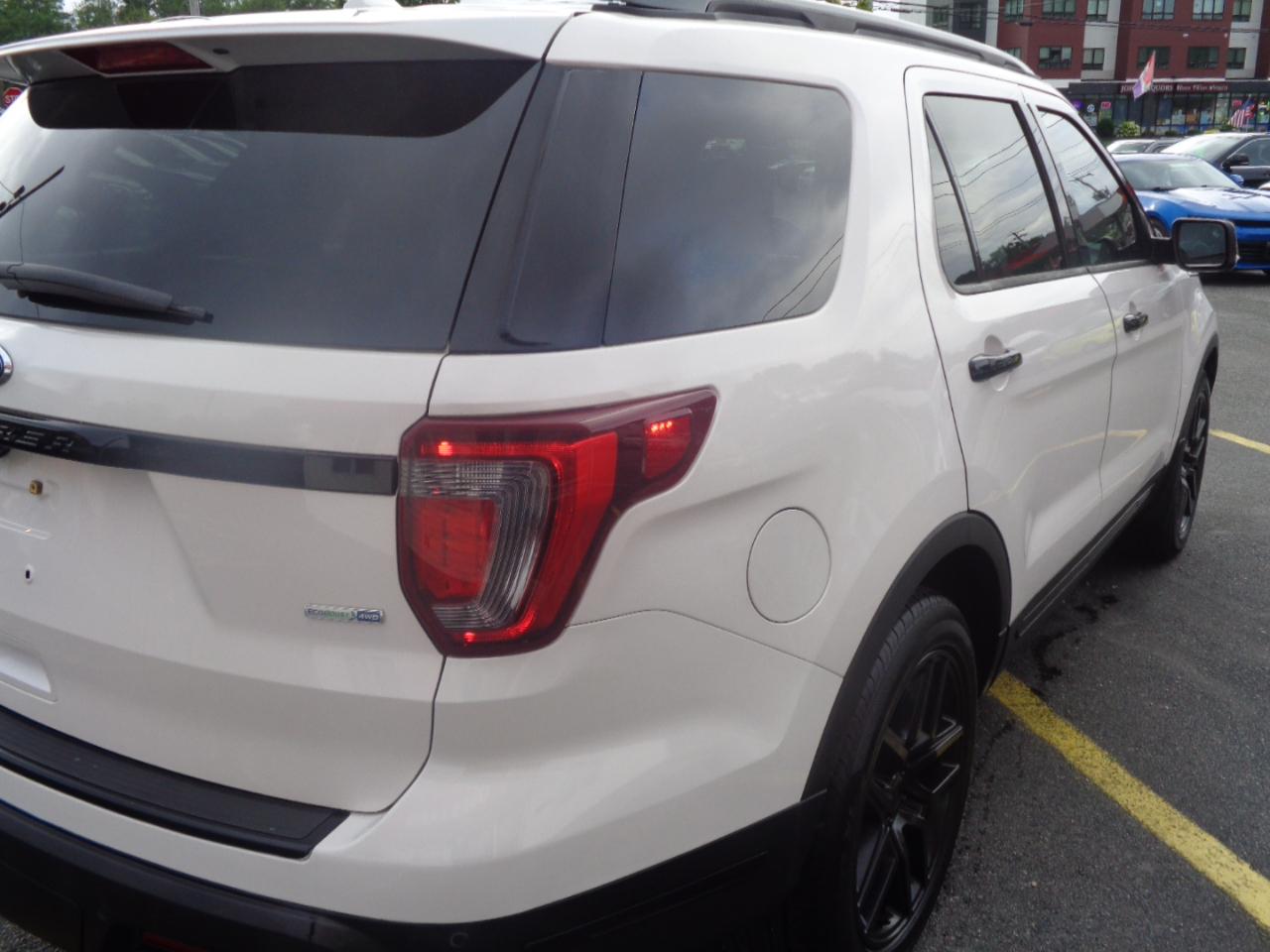 Ford Explorer Sport 4WD 2018