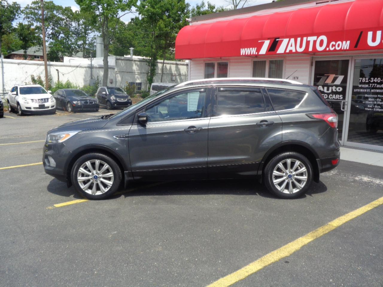 Ford Escape Titanium 4WD 2017