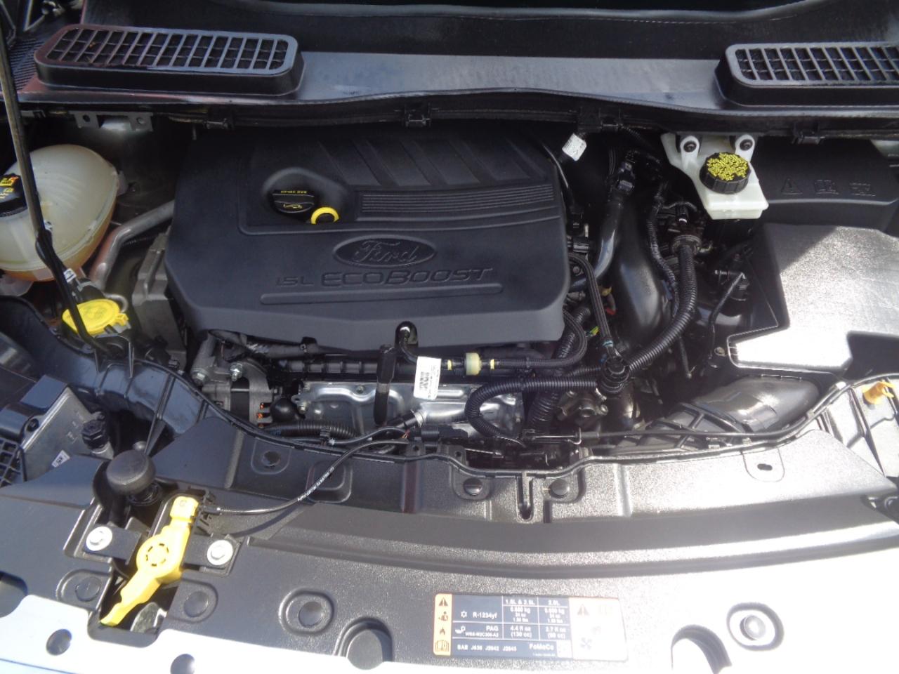 Ford Escape Titanium 4WD 2017