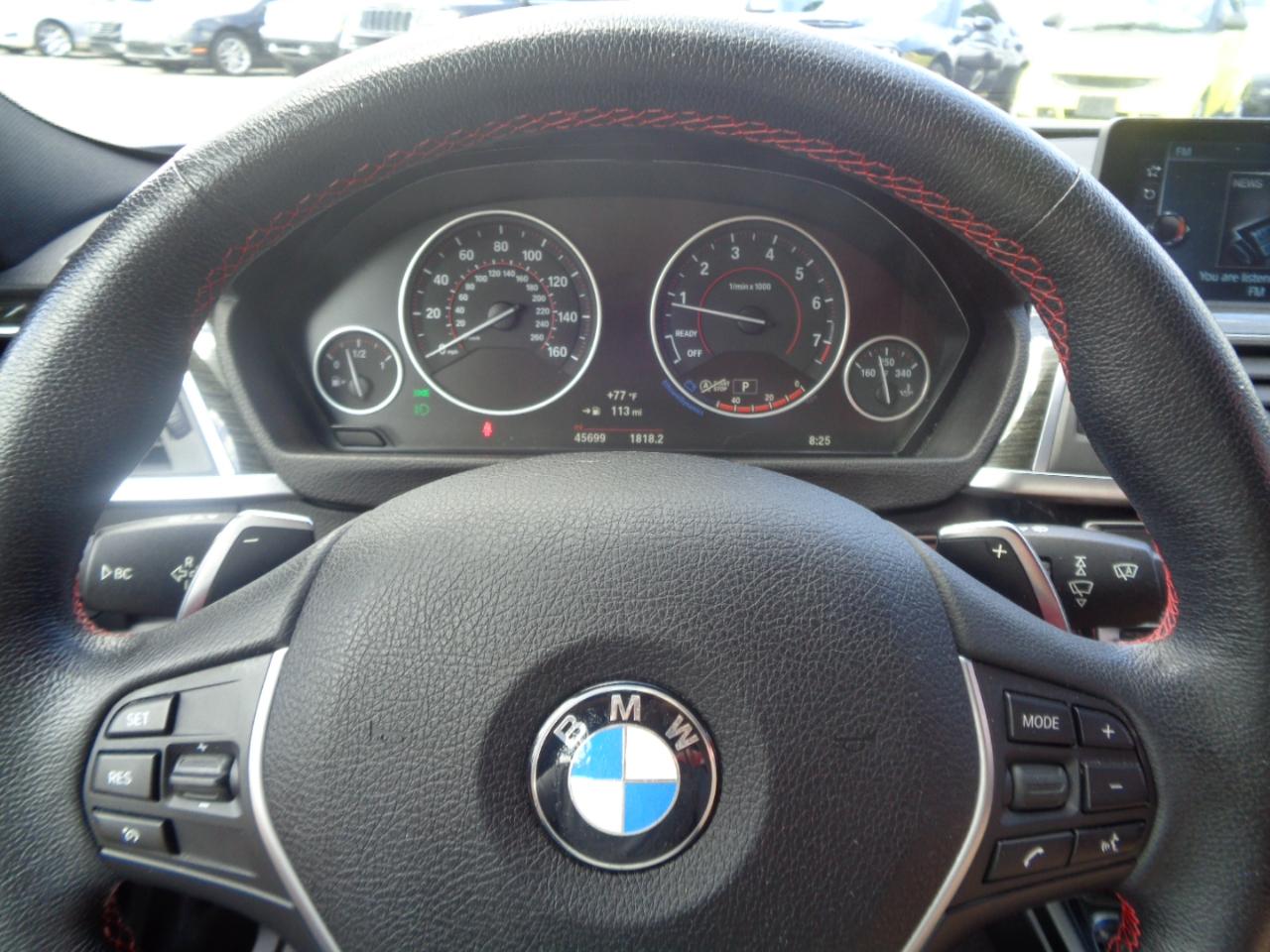 BMW 3 Series 330i xDrive Sedan 2017