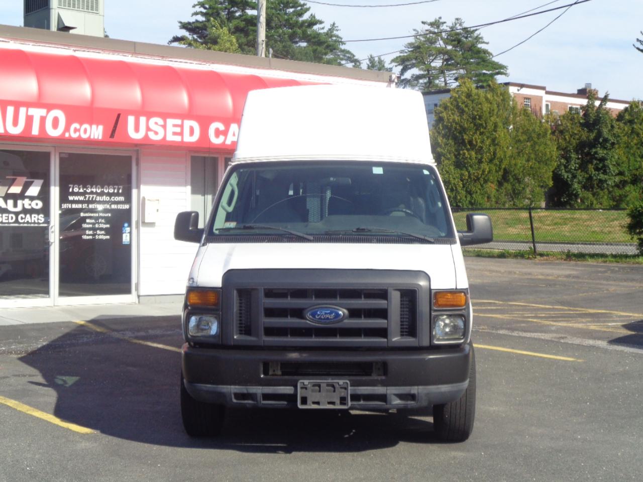 Ford Econoline Cargo Van E-250 Ext Recreational 2013
