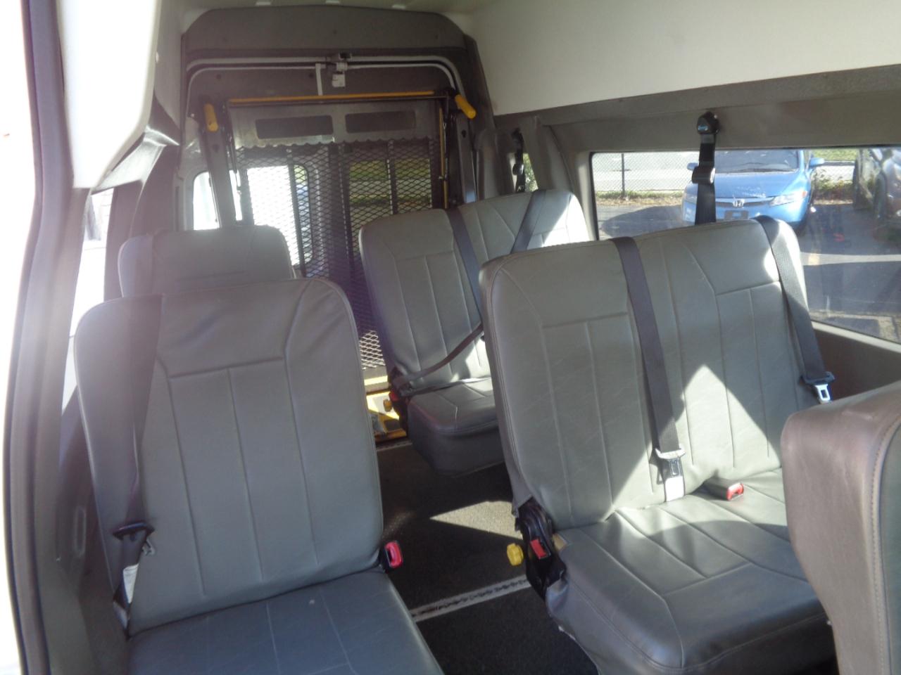Ford Econoline Cargo Van E-250 Ext Recreational 2013