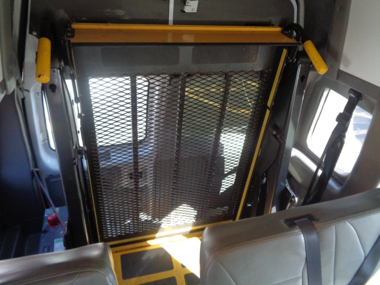 Ford Econoline Cargo Van E-250 Ext Recreational 2013