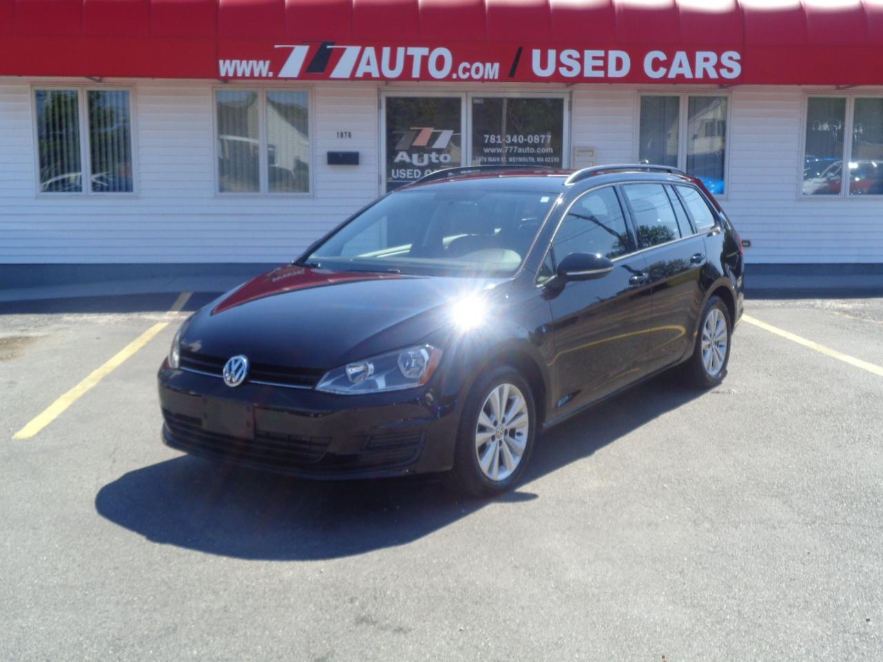 Volkswagen Golf SportWagen 1.8T S Manual 4MOTION 2017