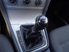 2017 Volkswagen Golf SportWagen 