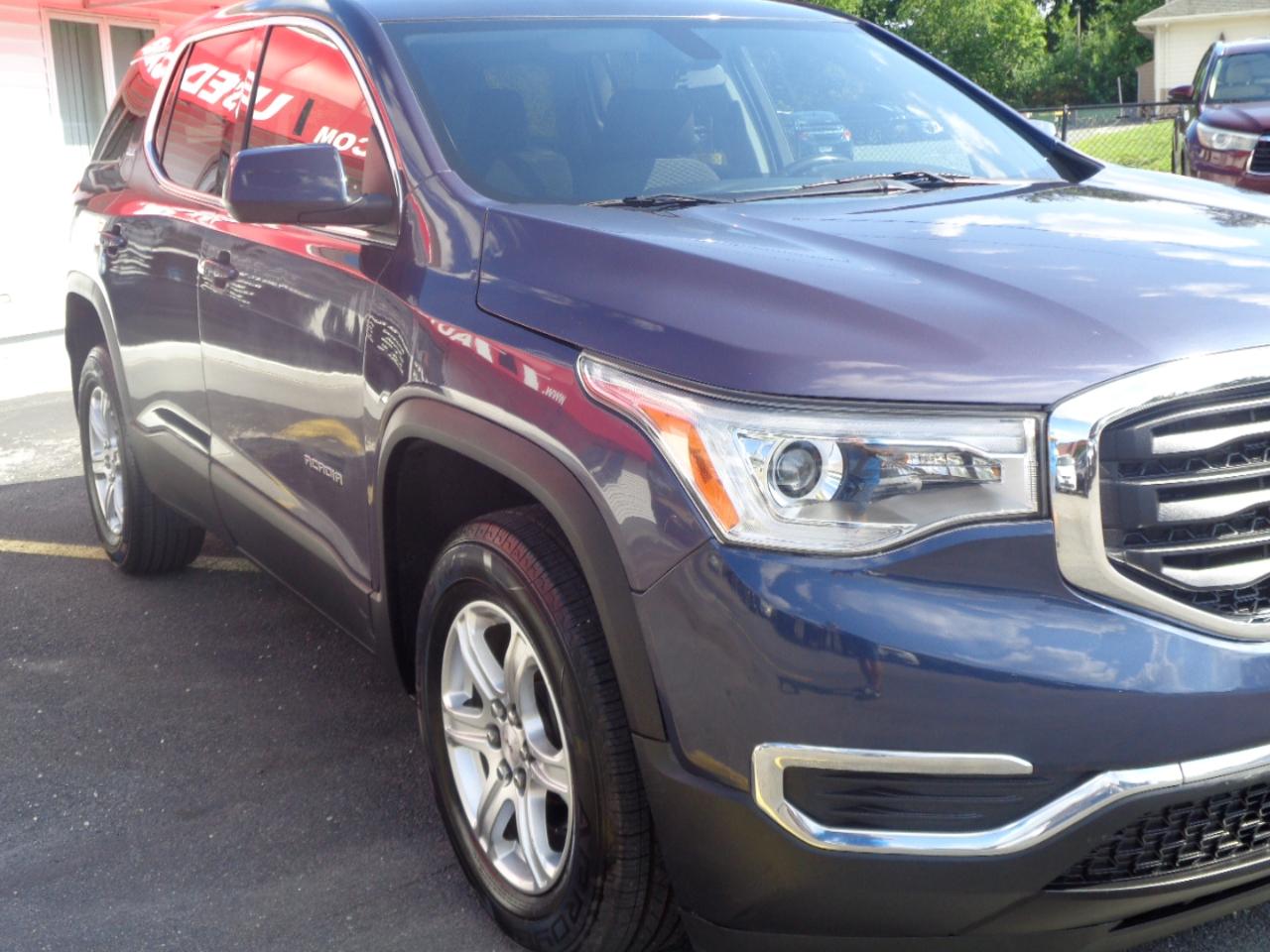 GMC Acadia FWD 4dr SLE w/SLE-1 2018