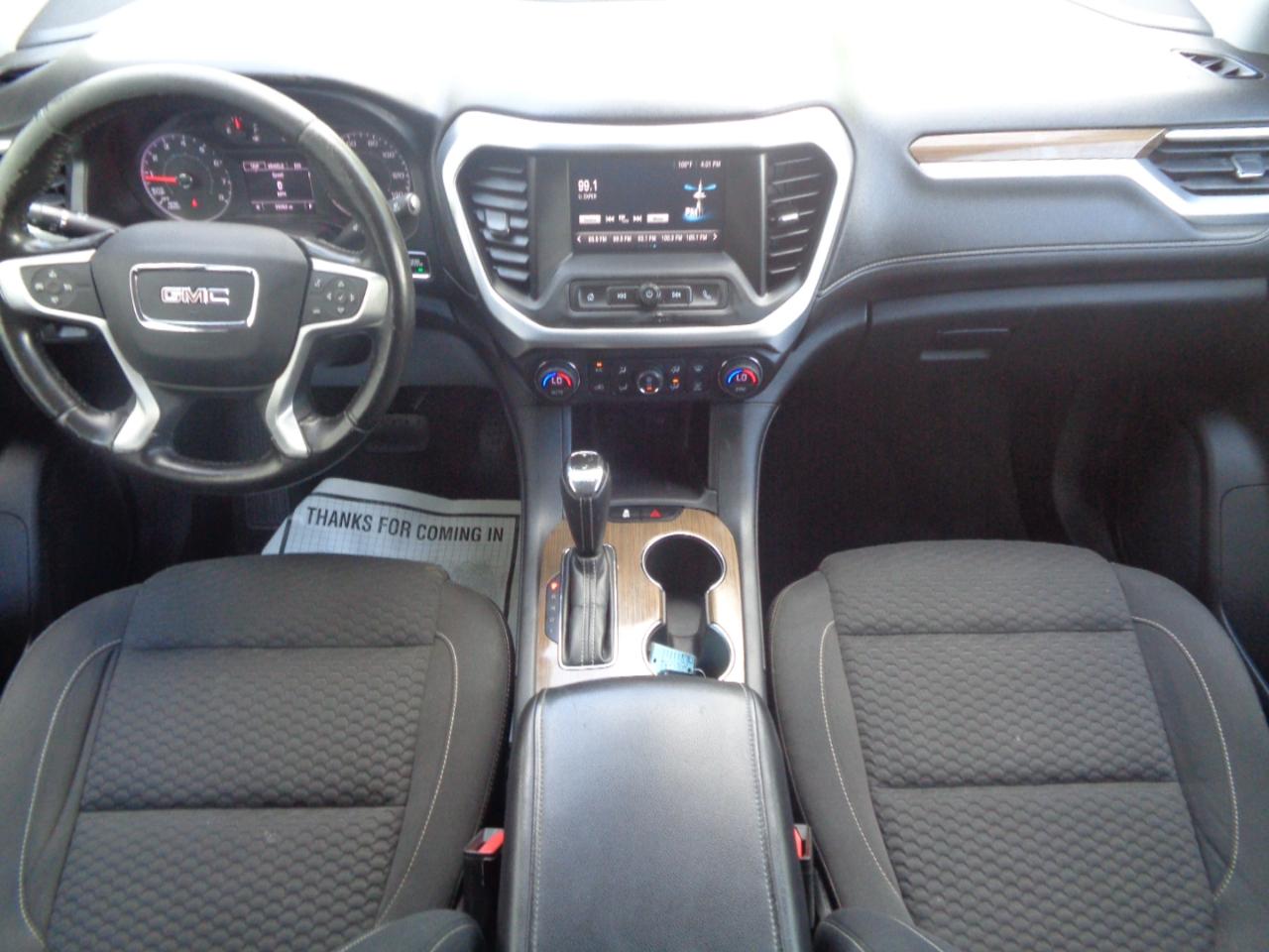 GMC Acadia FWD 4dr SLE w/SLE-1 2018