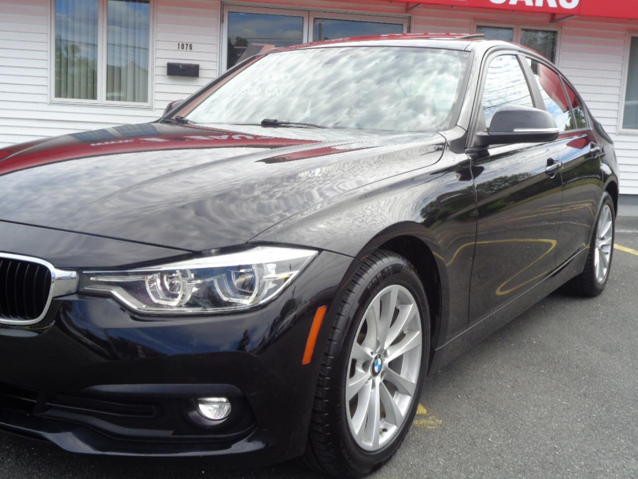 BMW 3 Series 320i xDrive Sedan 2018