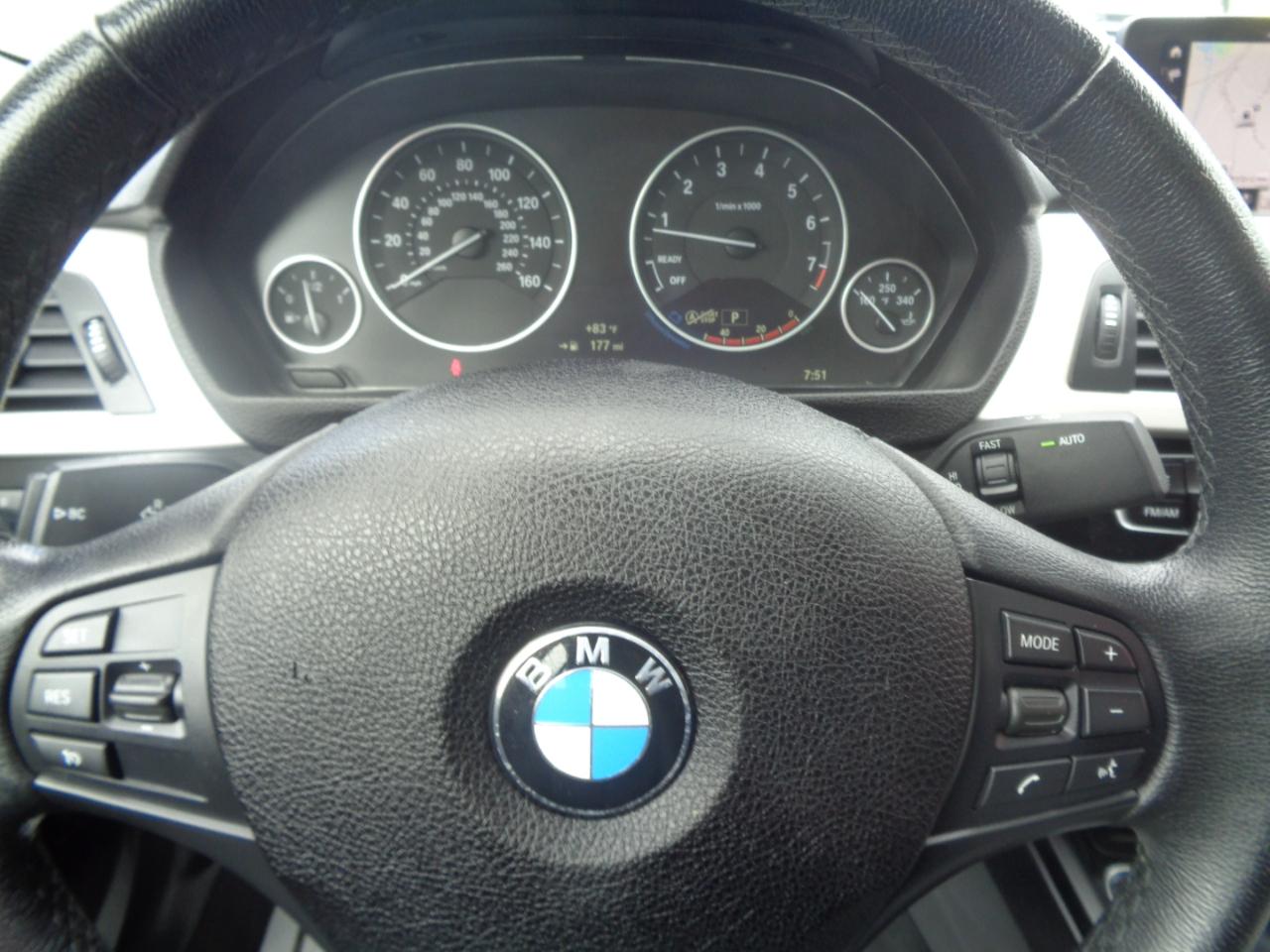 BMW 3 Series 320i xDrive Sedan 2018