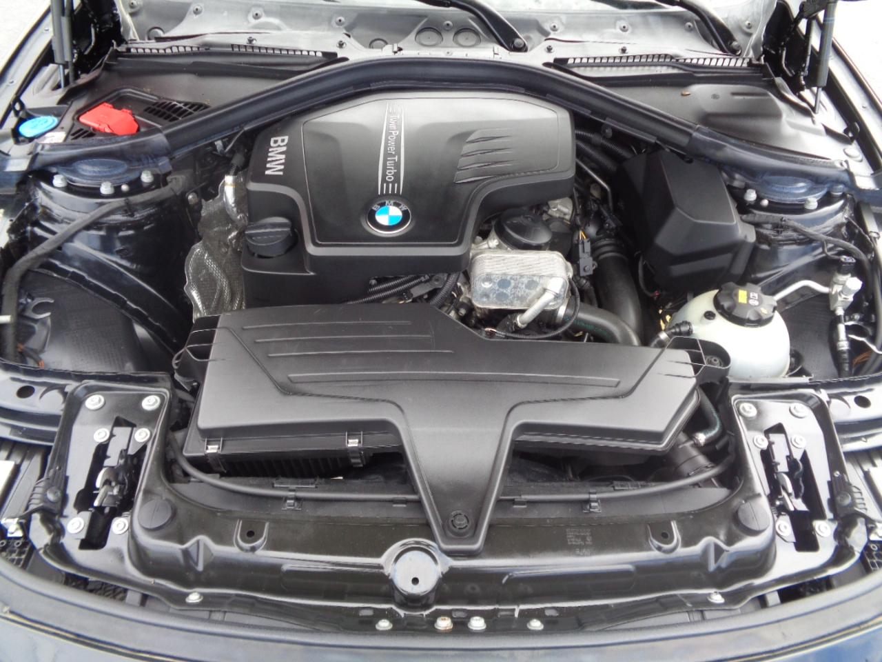 BMW 3 Series 320i xDrive Sedan 2018