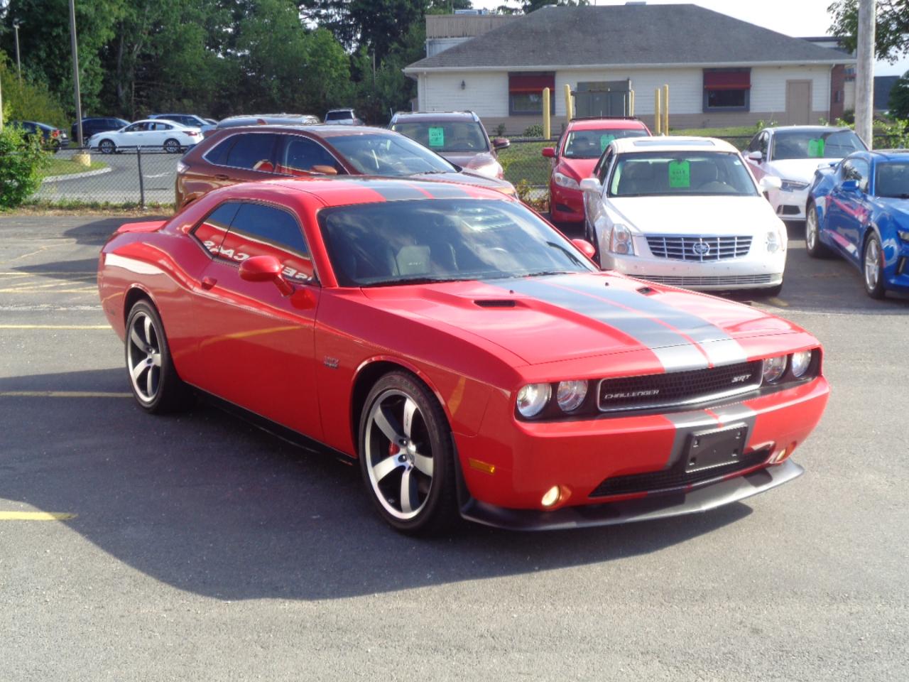 Dodge Challenger 2dr Cpe SRT8 2014