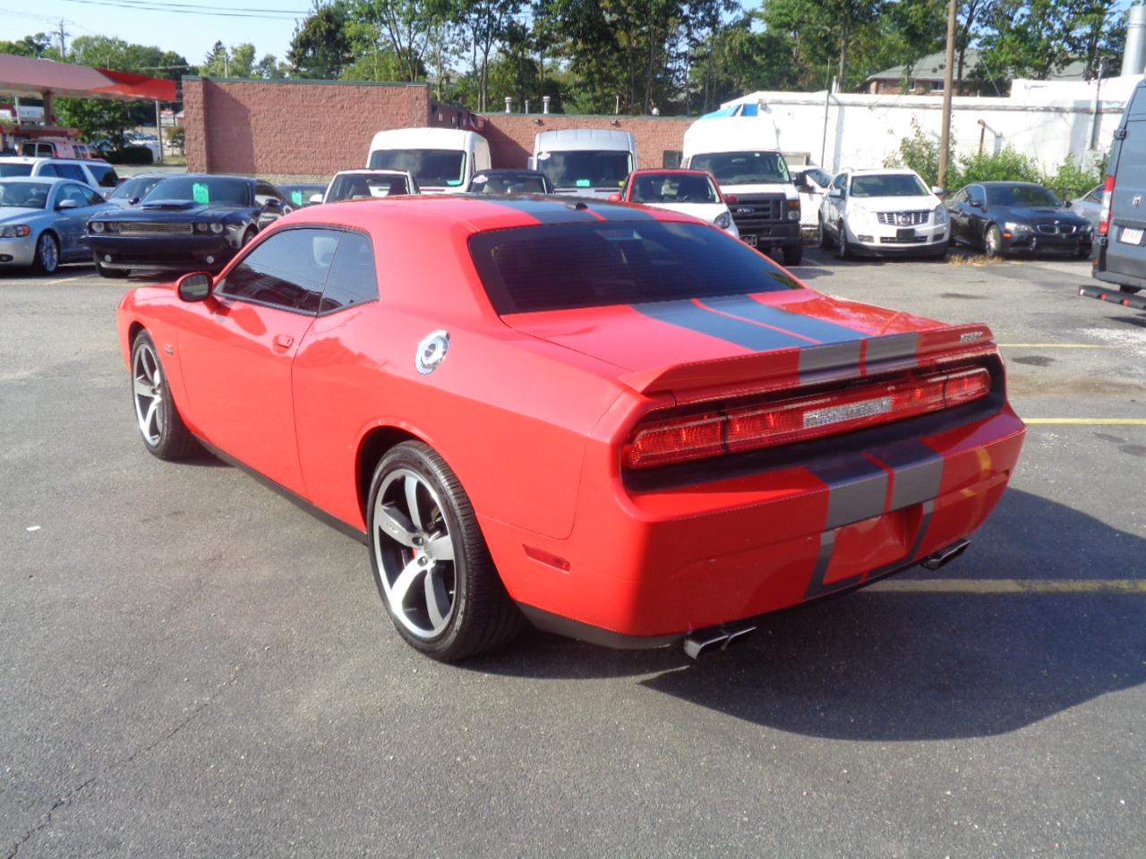 Dodge Challenger 2dr Cpe SRT8 2014