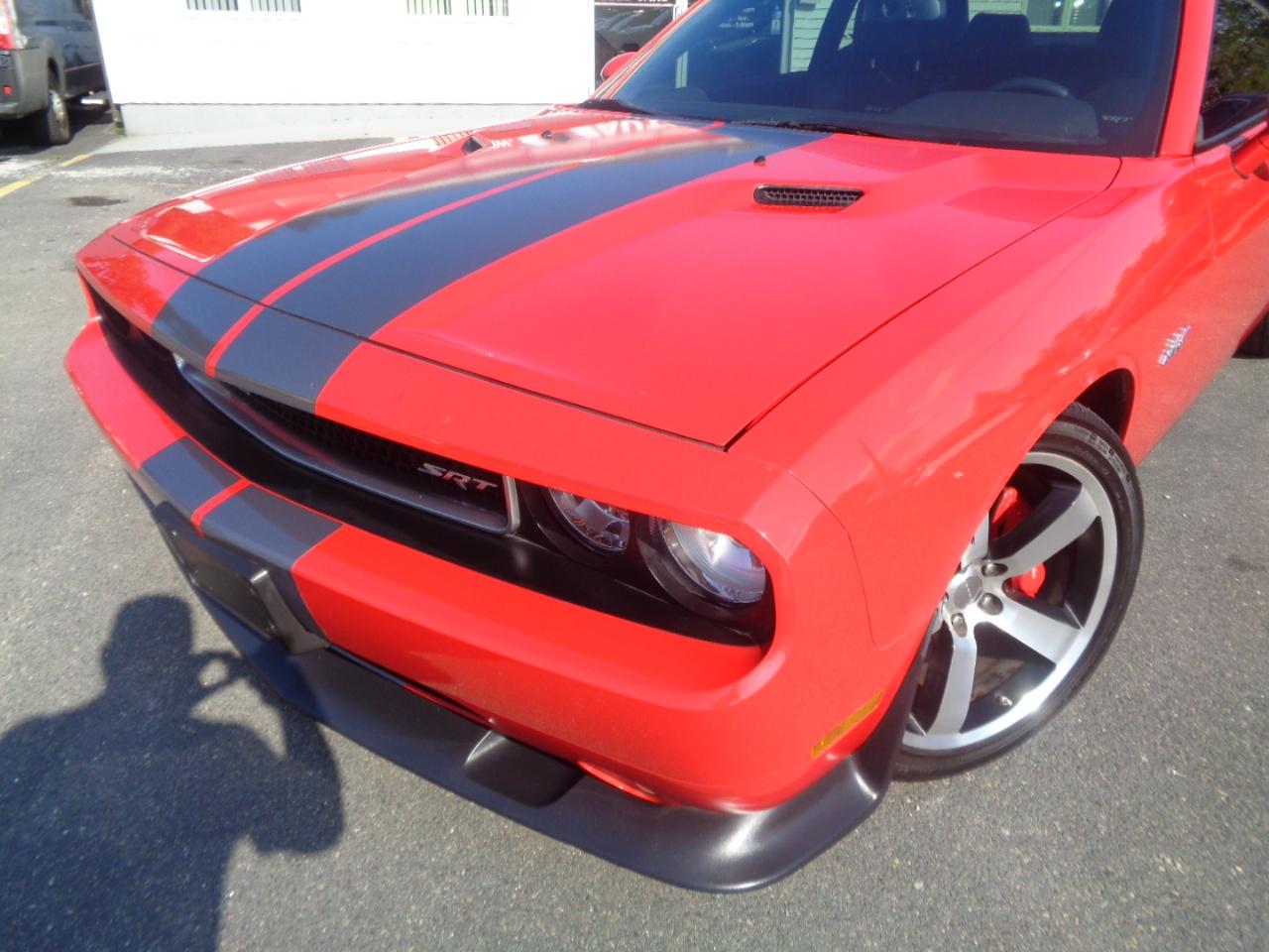 Dodge Challenger 2dr Cpe SRT8 2014