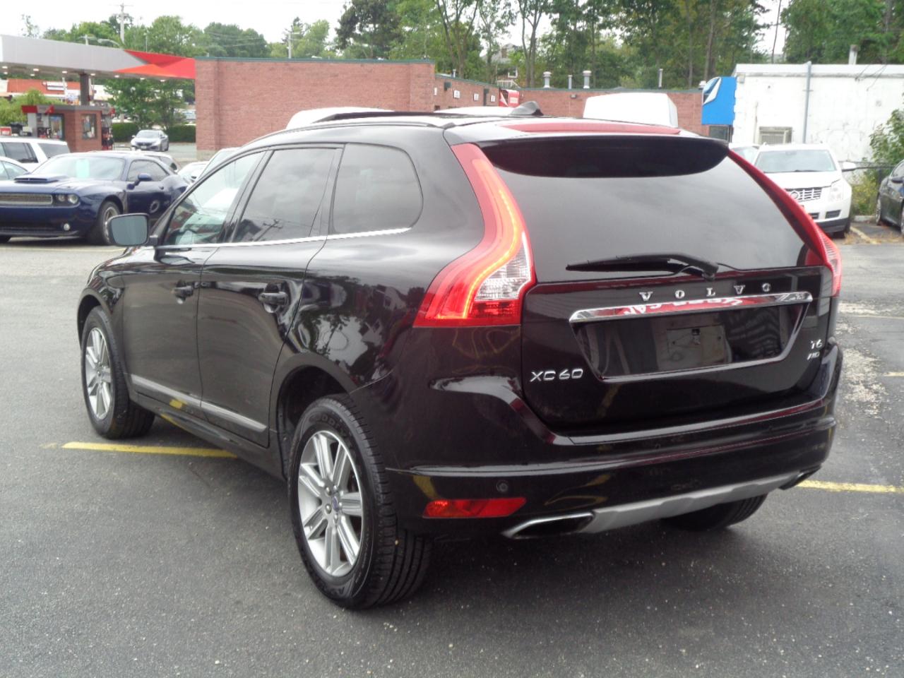 Volvo XC60 AWD 4dr T6 Drive-E 2016