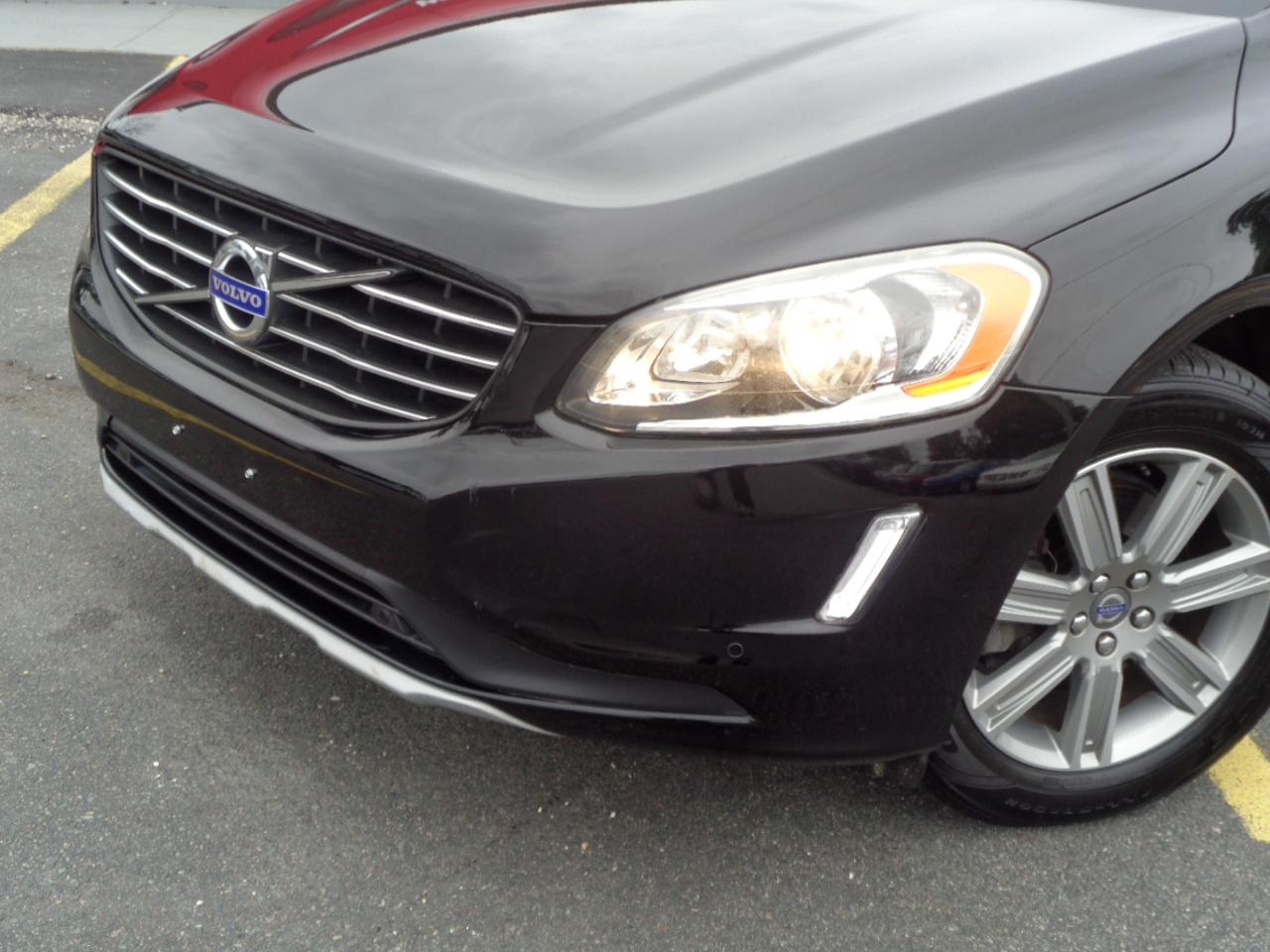 Volvo XC60 AWD 4dr T6 Drive-E 2016