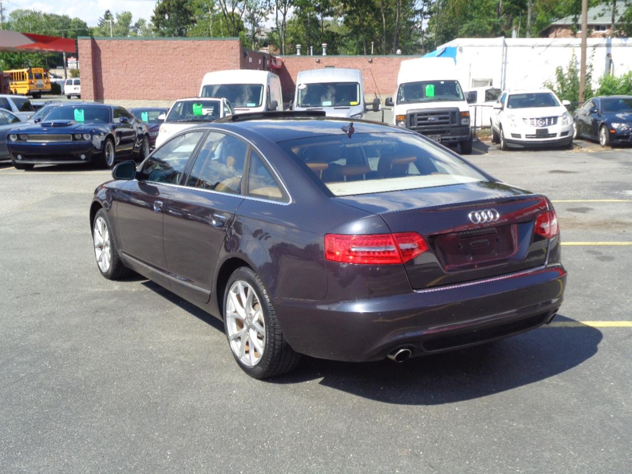 Audi A6 4dr Sdn quattro 3.0T Premium Plus 2011