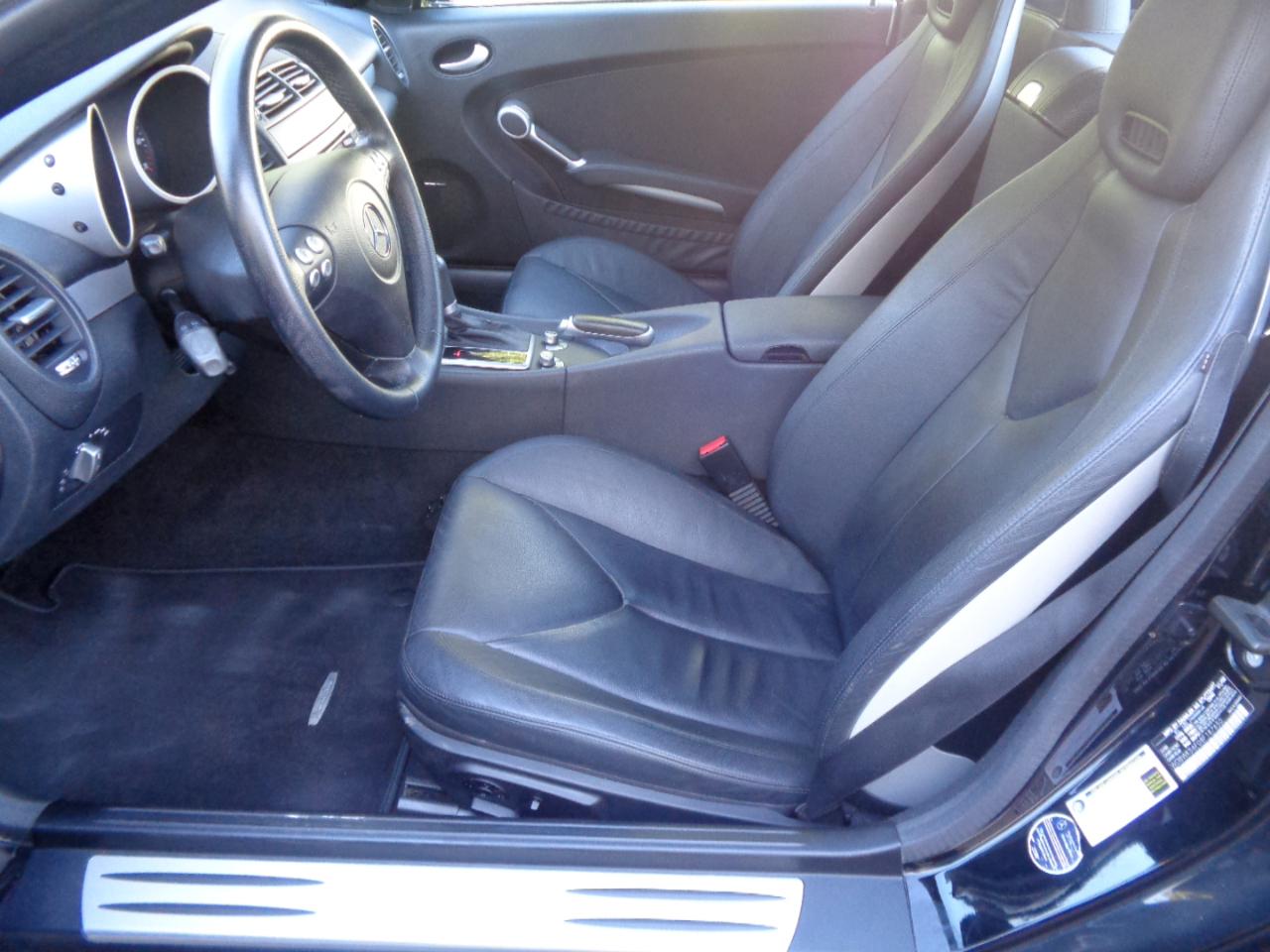 Mercedes-Benz SLK-Class 2dr Roadster 3.5L 2008