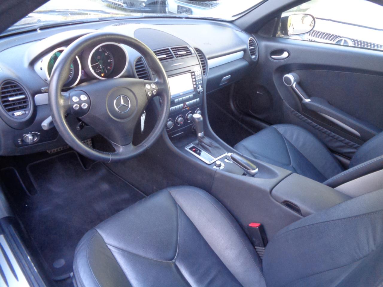 Mercedes-Benz SLK-Class 2dr Roadster 3.5L 2008