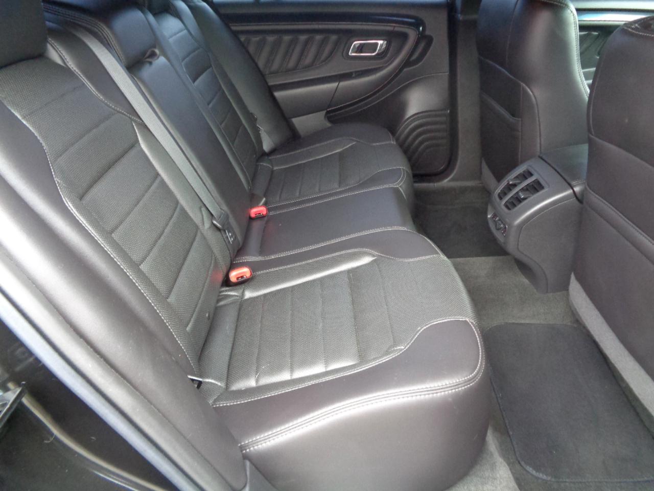 Ford Taurus 4dr Sdn SHO AWD 2013