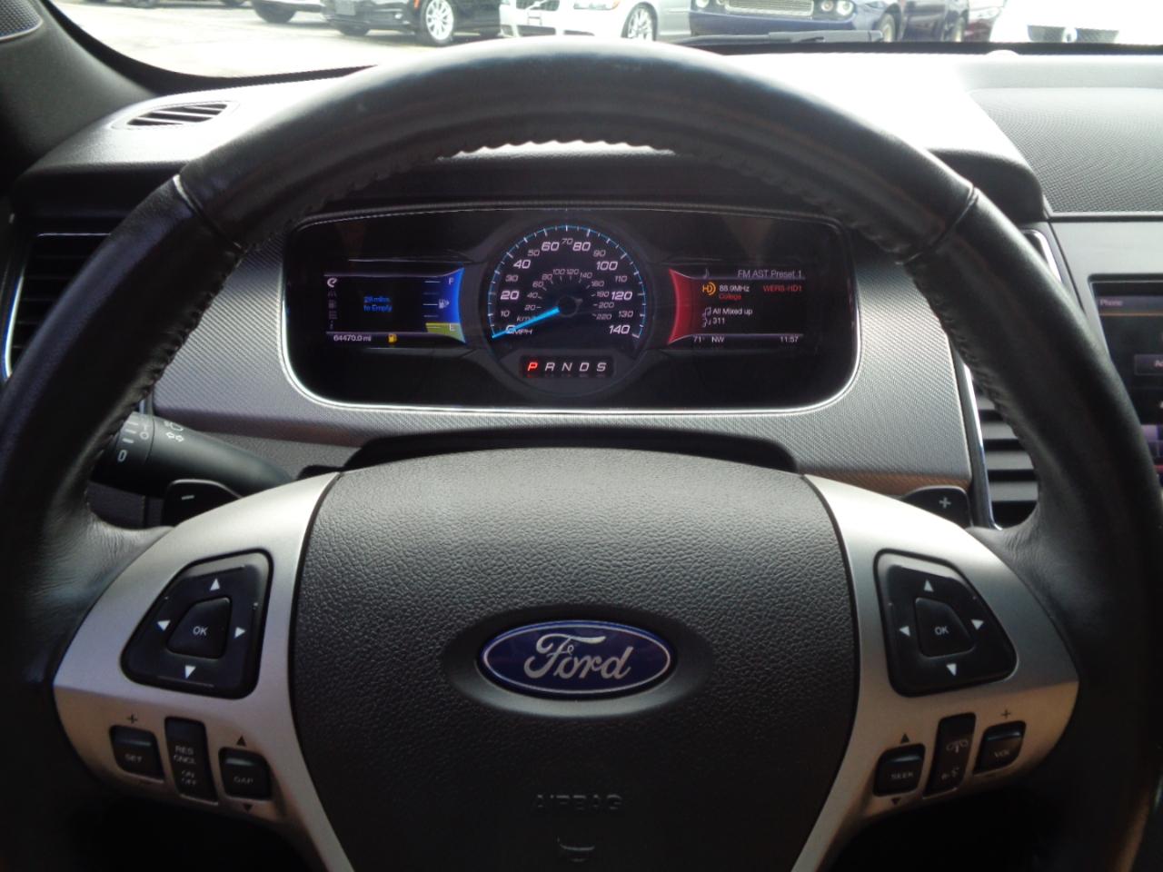 Ford Taurus 4dr Sdn SHO AWD 2013