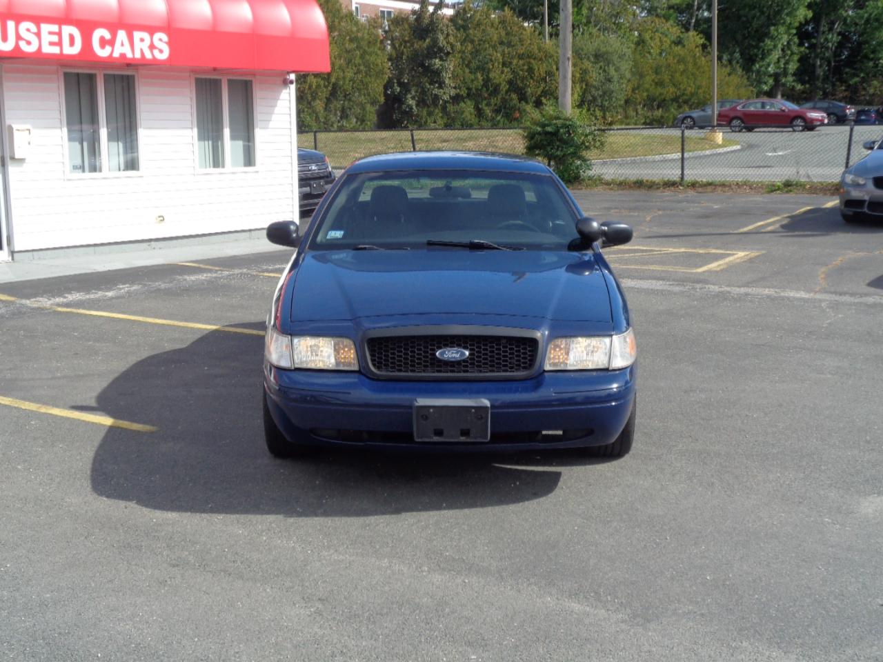 Ford Police Interceptor 4dr Sdn w/3.27 Axle 2010