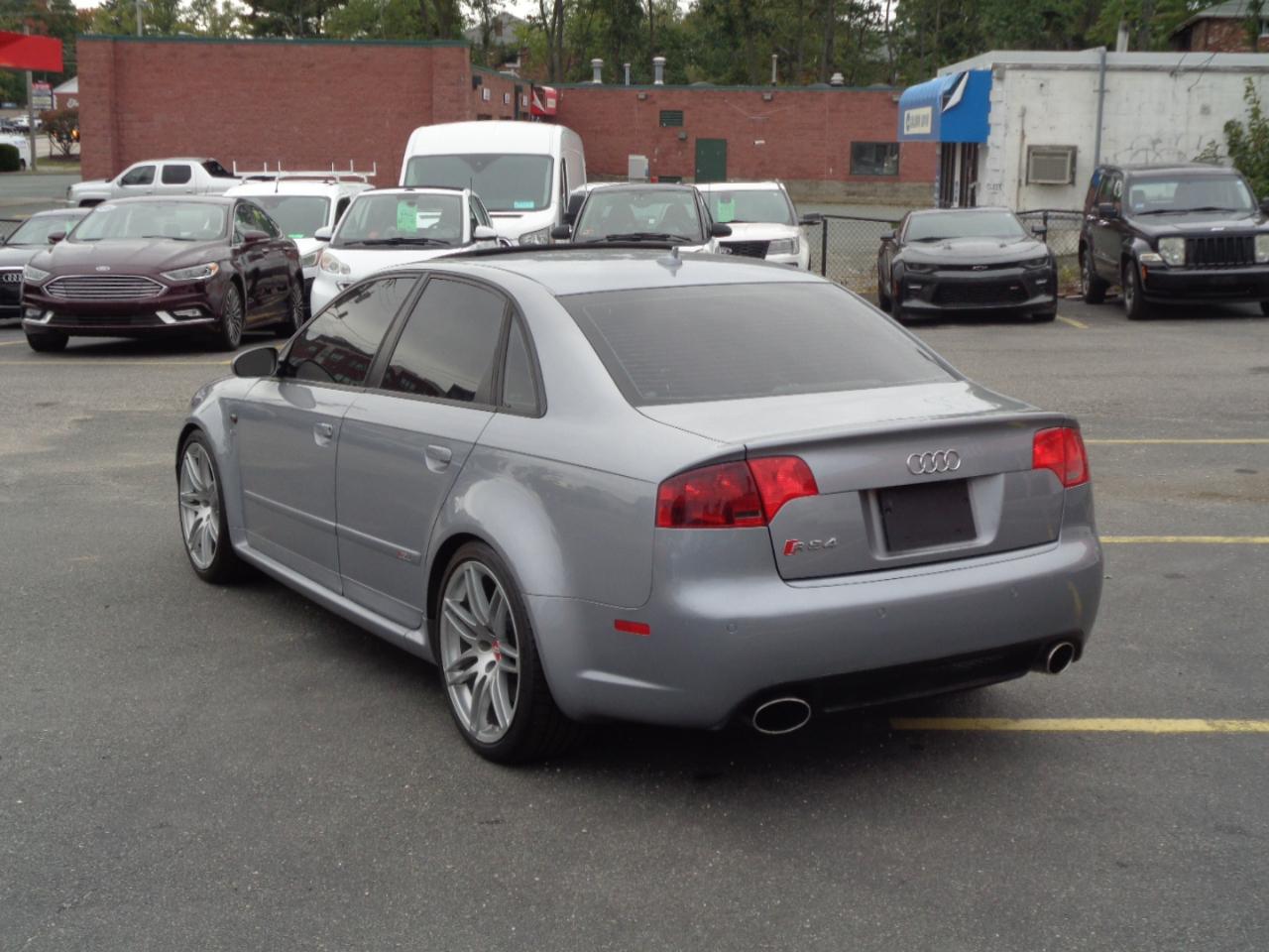 Audi RS 4 4dr Sdn 2008