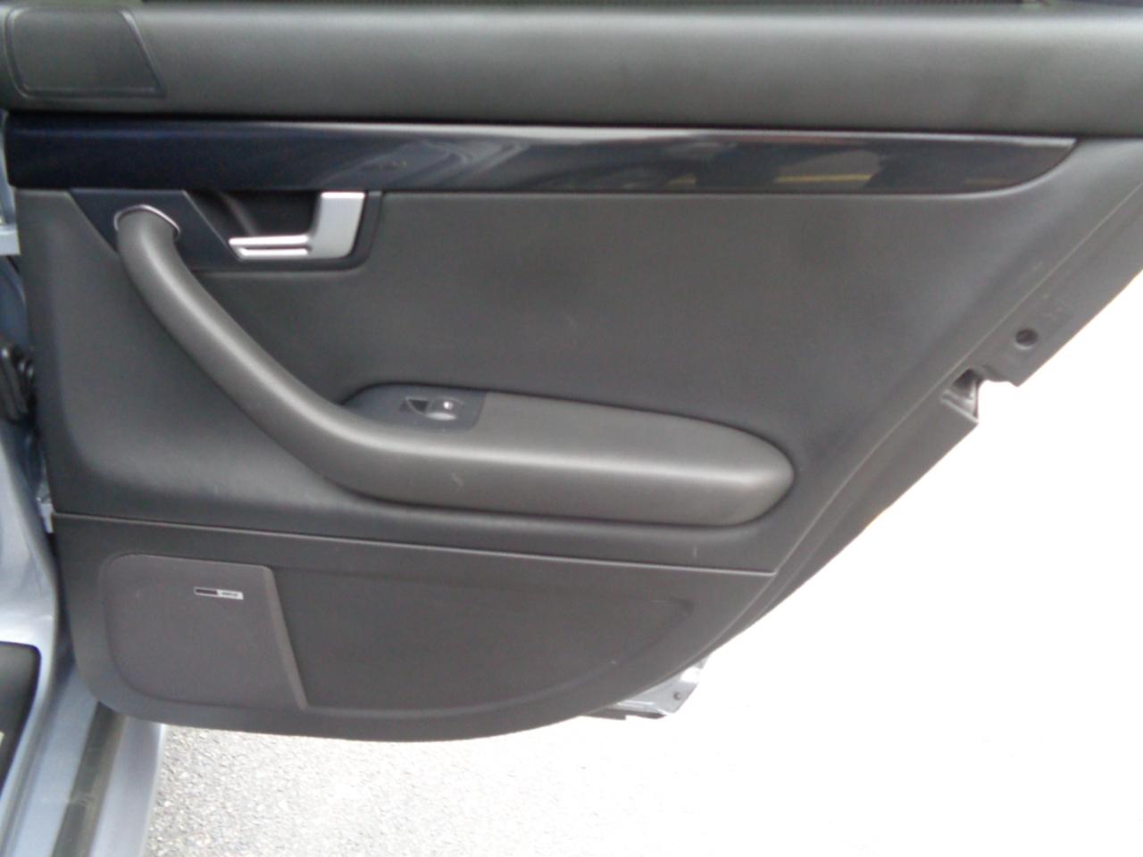 Audi RS 4 4dr Sdn 2008