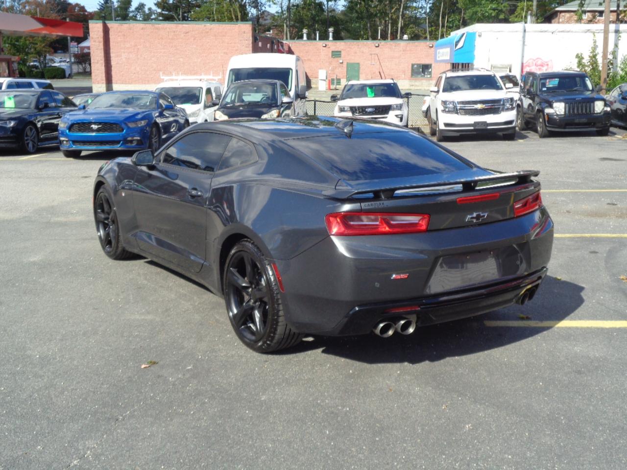 Chevrolet Camaro 2dr Cpe 2SS 2018