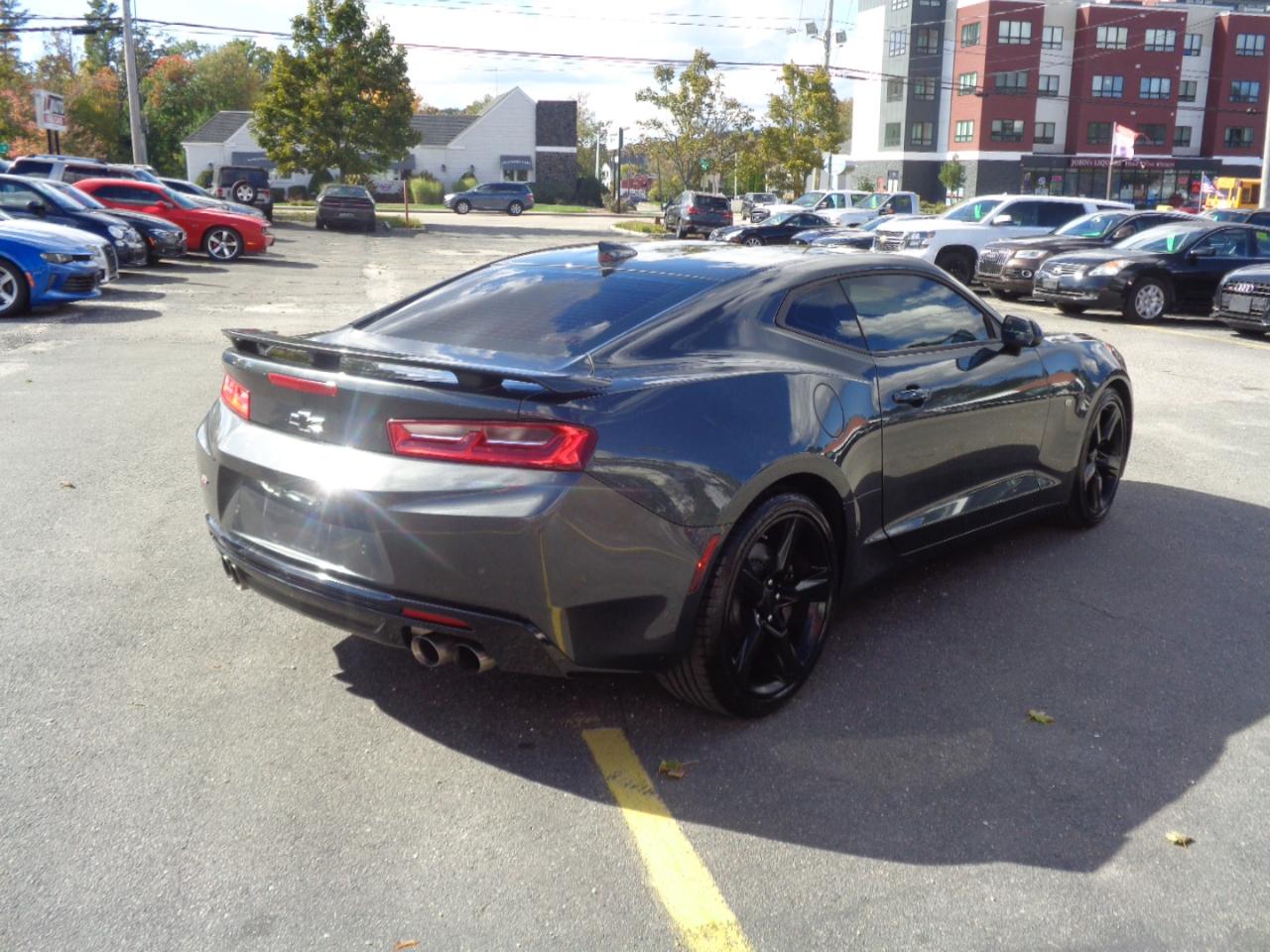 Chevrolet Camaro 2dr Cpe 2SS 2018