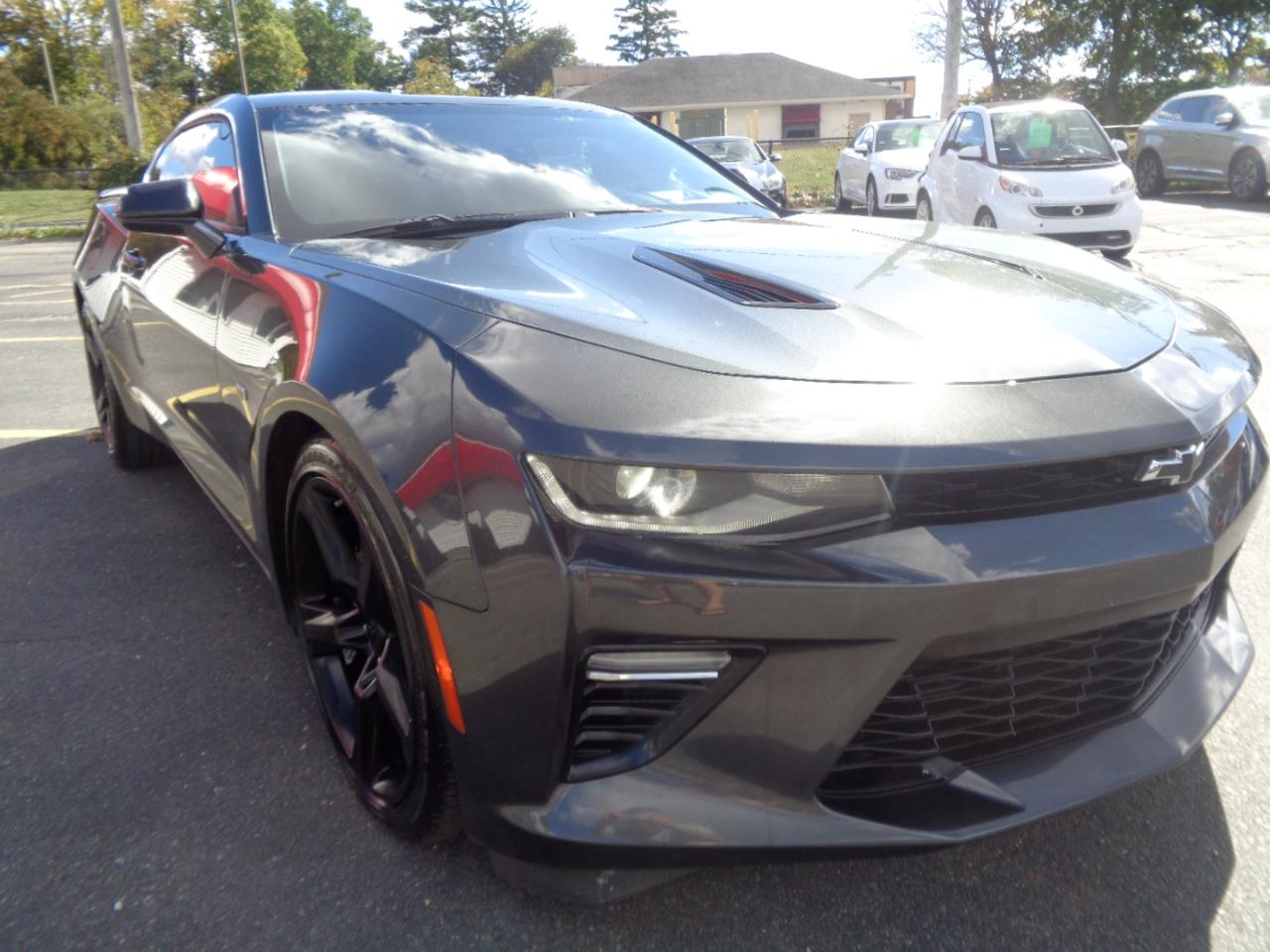 Chevrolet Camaro 2dr Cpe 2SS 2018