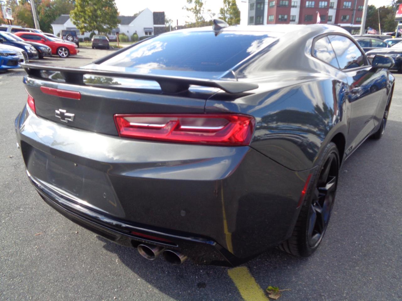 Chevrolet Camaro 2dr Cpe 2SS 2018