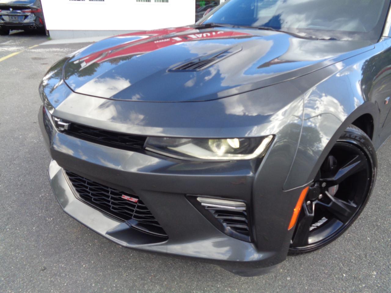 Chevrolet Camaro 2dr Cpe 2SS 2018