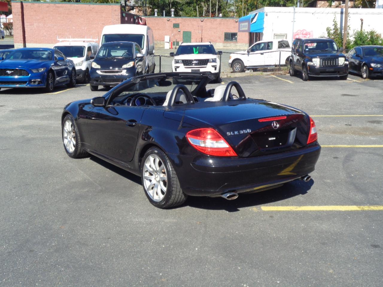 Mercedes-Benz SLK-Class Roadster 3.5L 2005