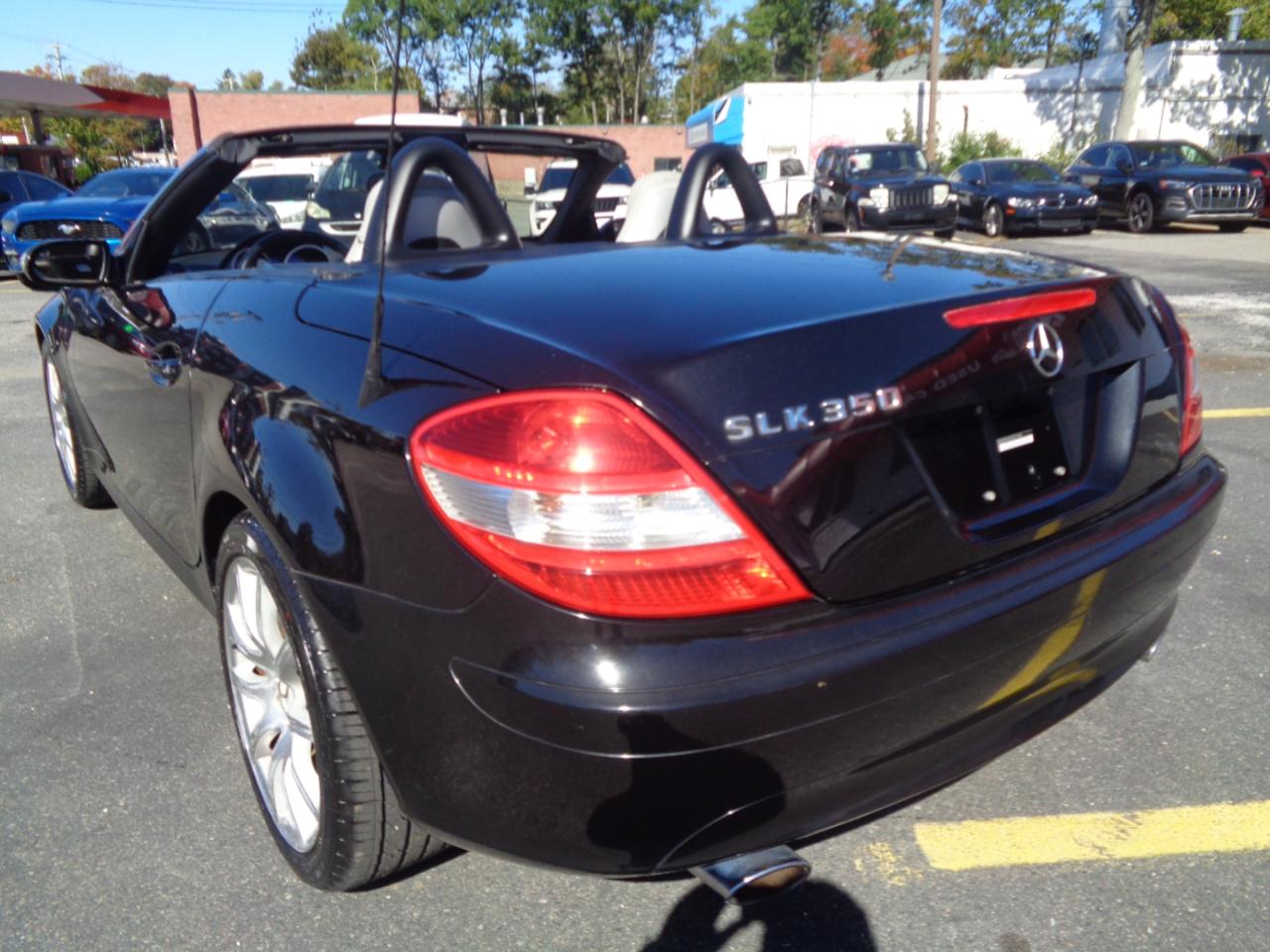 Mercedes-Benz SLK-Class Roadster 3.5L 2005