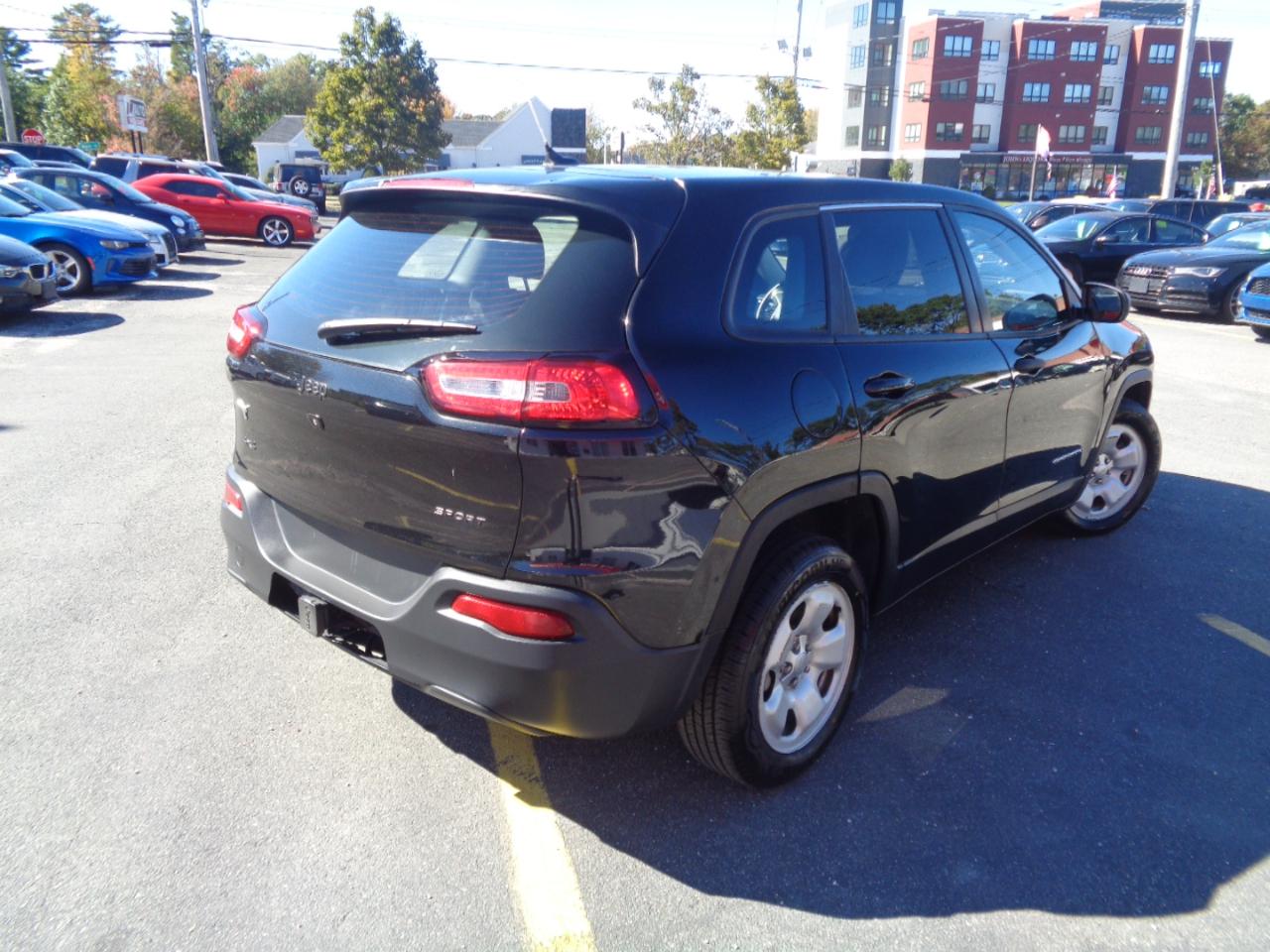 Jeep Cherokee FWD 4dr Sport 2015