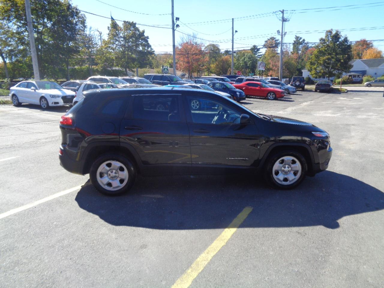 Jeep Cherokee FWD 4dr Sport 2015
