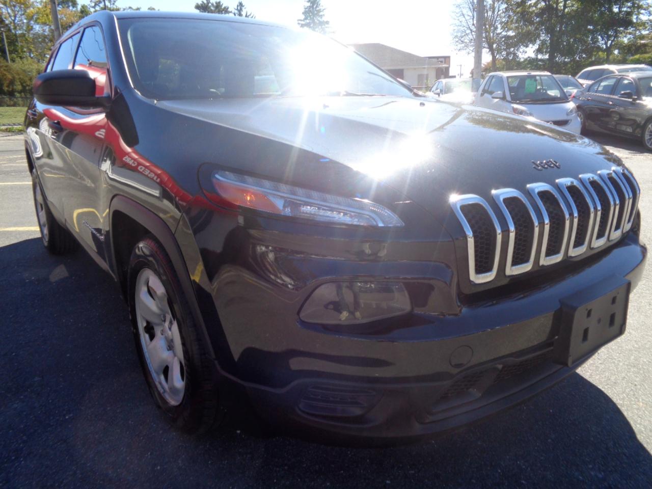 Jeep Cherokee FWD 4dr Sport 2015