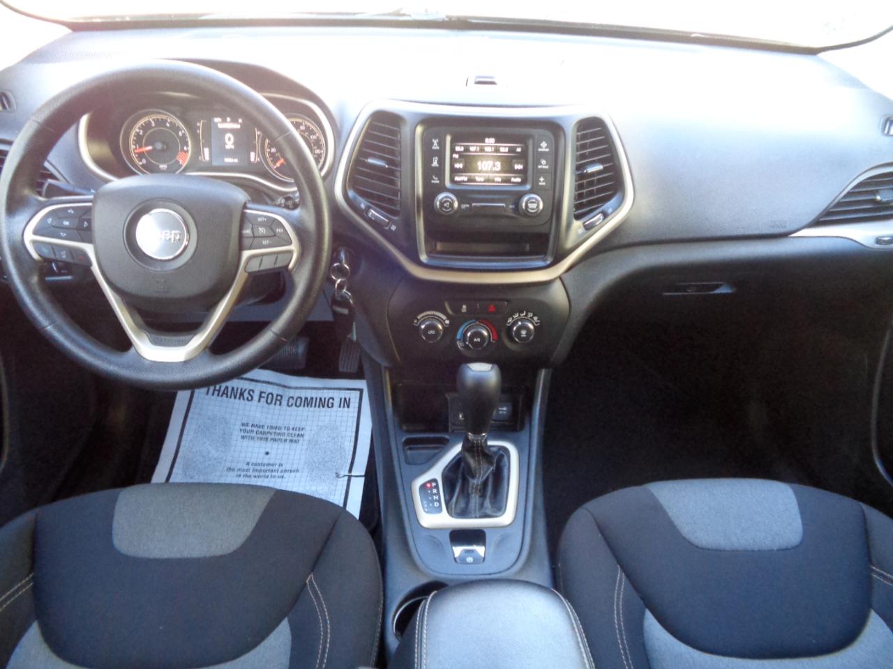 Jeep Cherokee FWD 4dr Sport 2015