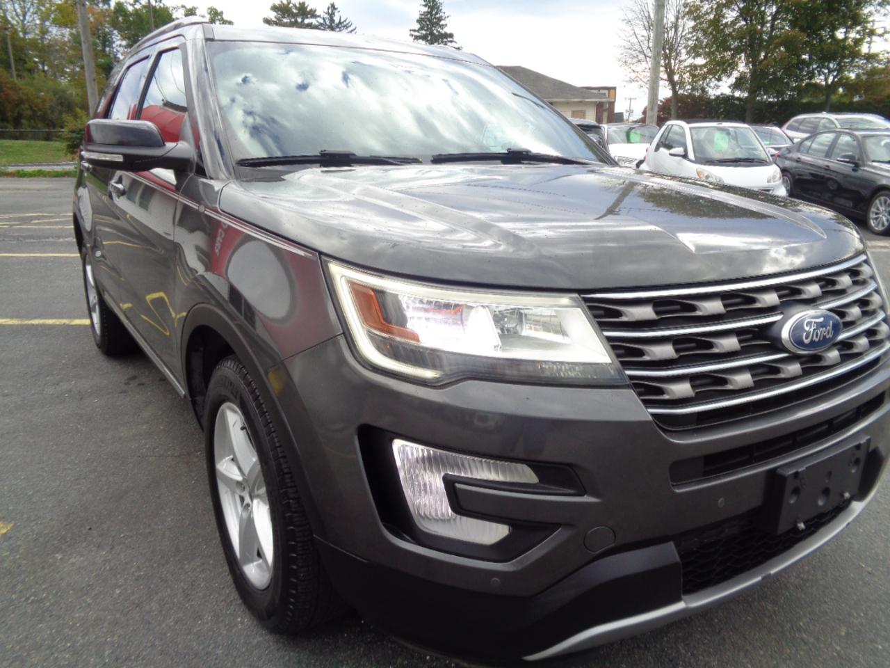 Ford Explorer XLT 4WD 2017