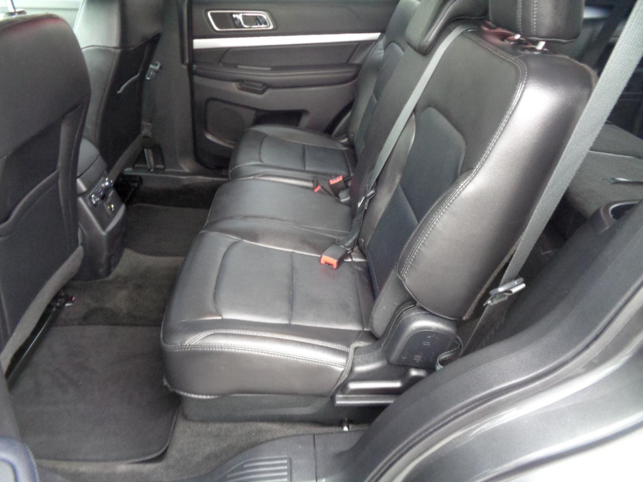 Ford Explorer XLT 4WD 2017