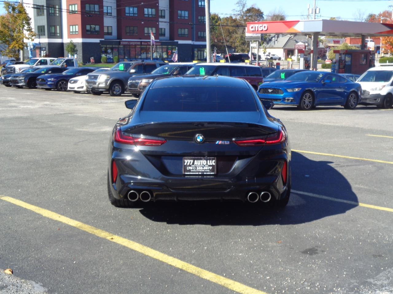 BMW M8 Gran Coupe 2021