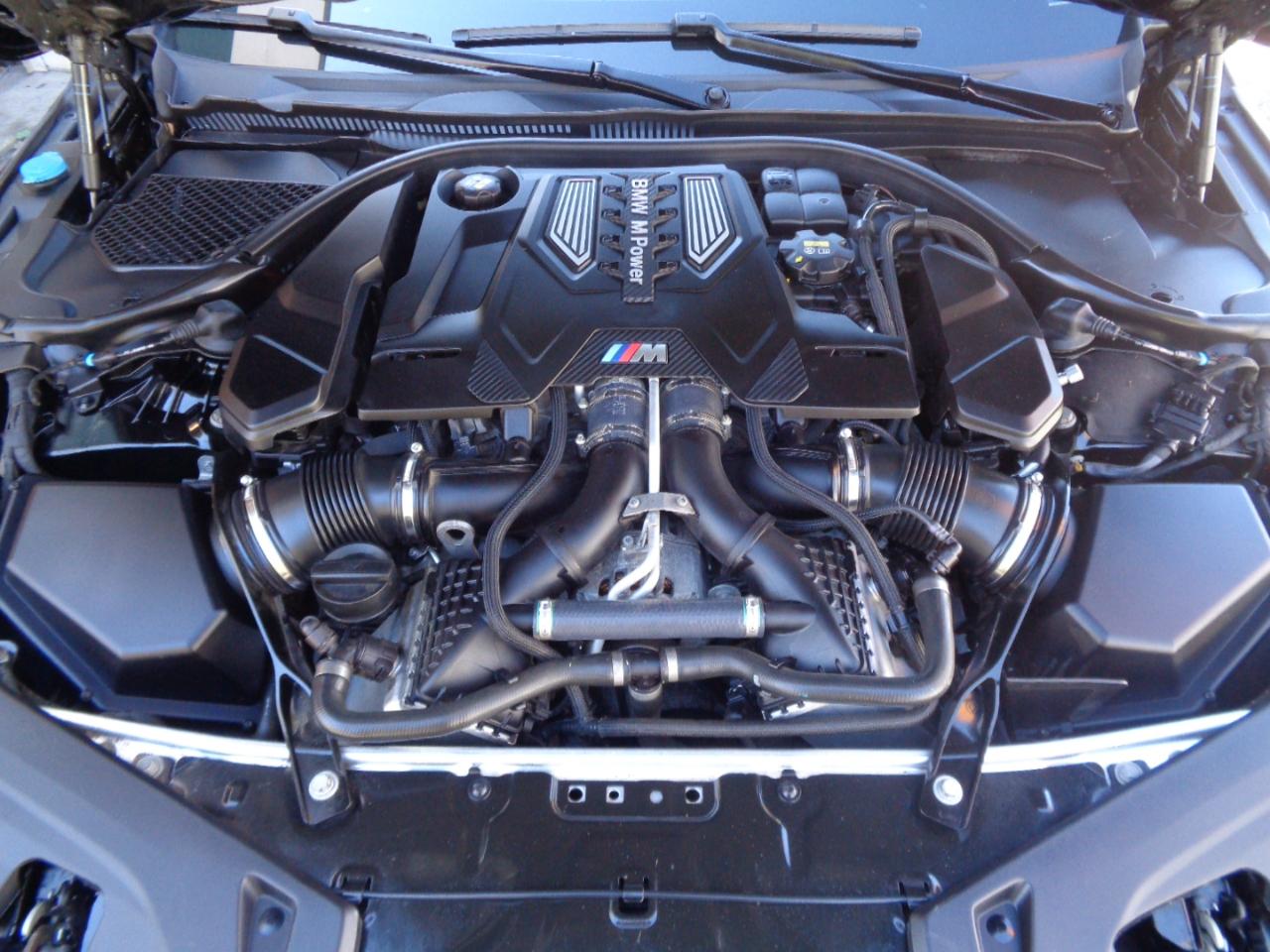 BMW M8 Gran Coupe 2021