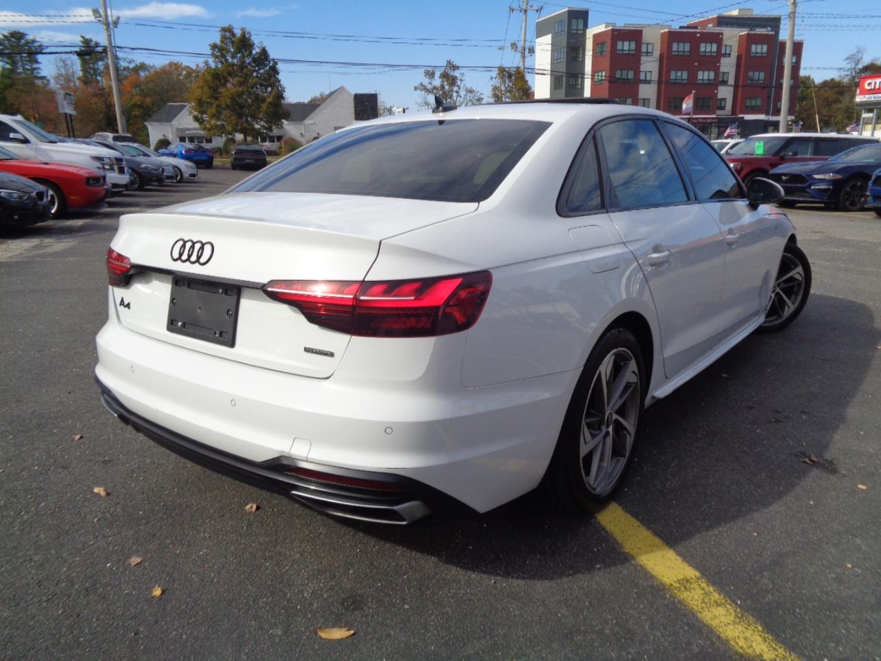 Audi A4 Sedan S line Premium Plus 45 TFSI quattro 2021