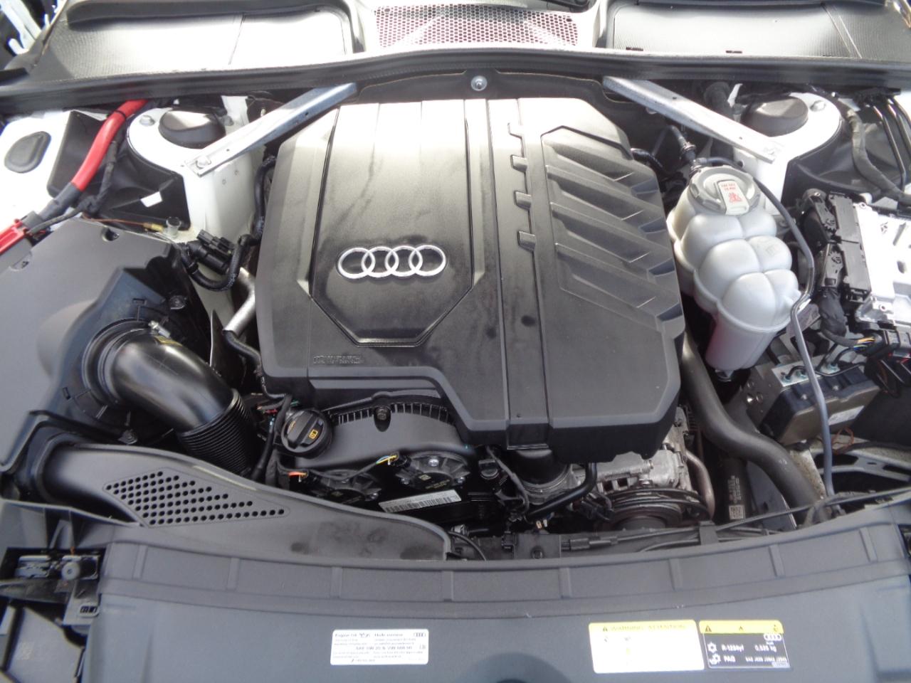 Audi A4 Sedan S line Premium Plus 45 TFSI quattro 2021