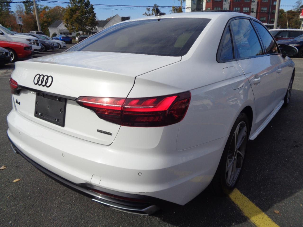 Audi A4 Sedan S line Premium Plus 45 TFSI quattro 2021