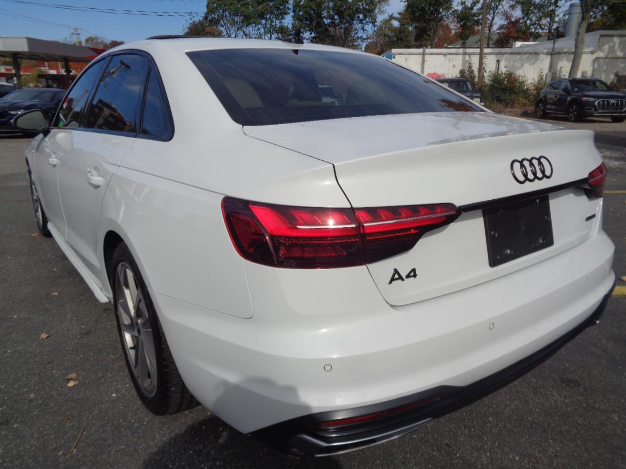 Audi A4 Sedan S line Premium Plus 45 TFSI quattro 2021