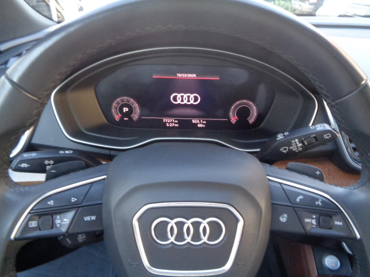 Audi Q5 Premium Plus 45 TFSI quattro 2021