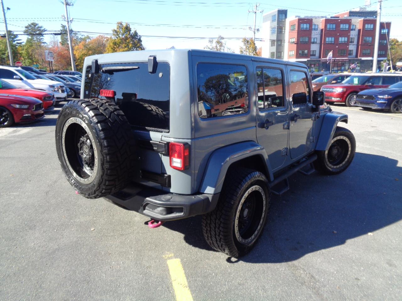 Jeep Wrangler Unlimited 4WD 4dr Rubicon Hard Rock 2015