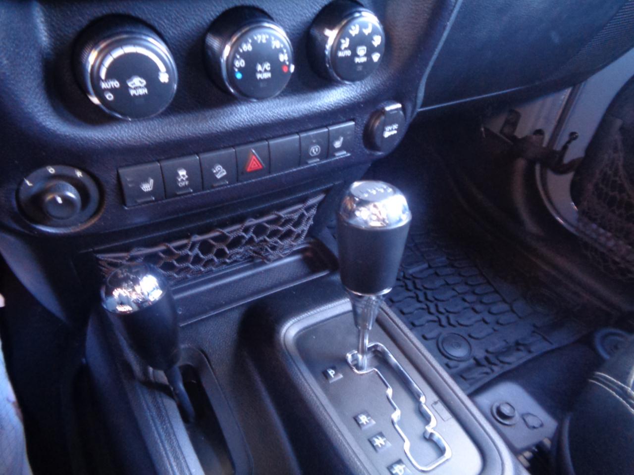 Jeep Wrangler Unlimited 4WD 4dr Rubicon Hard Rock 2015
